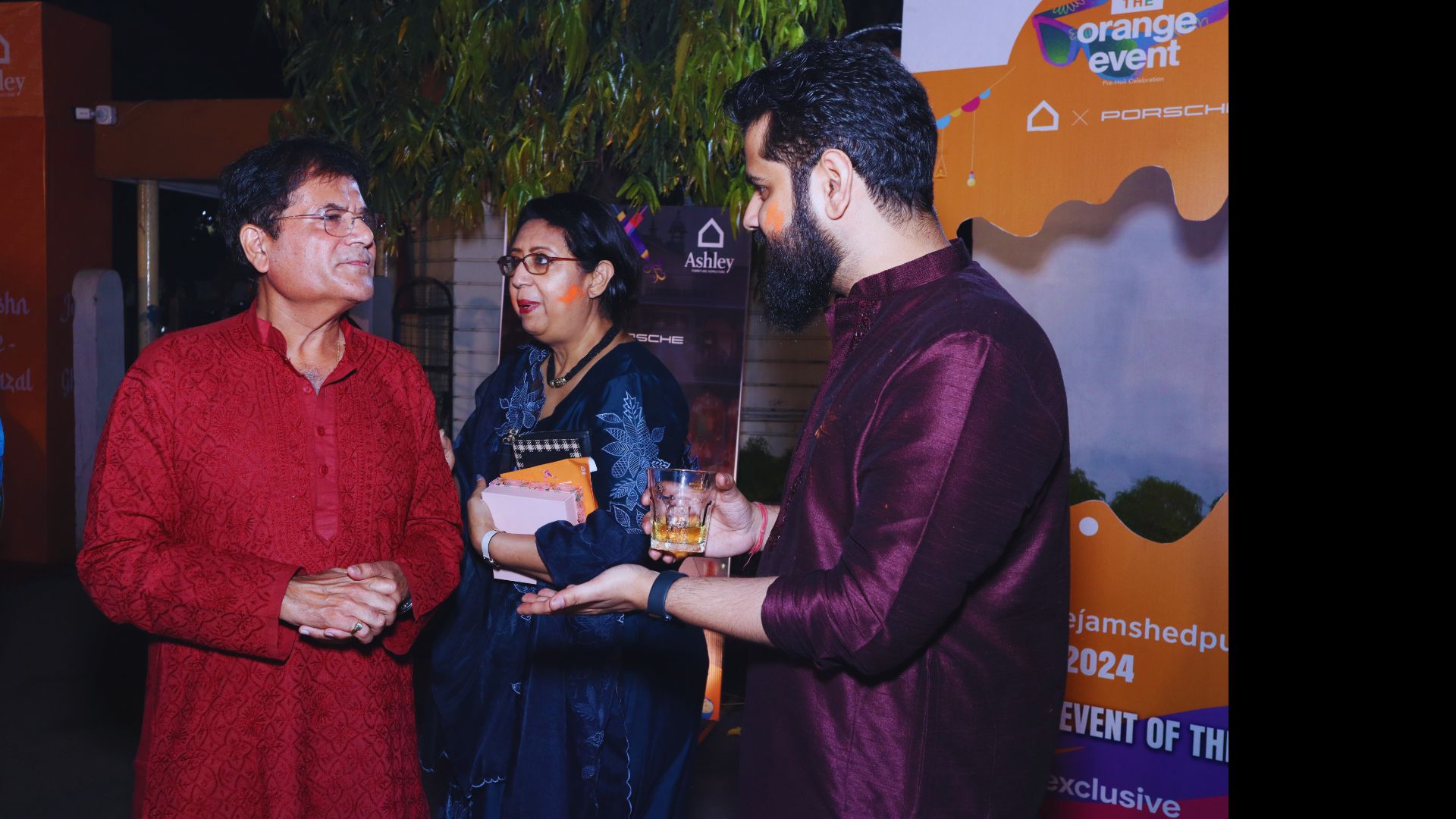 Guests moving during a live cultural night